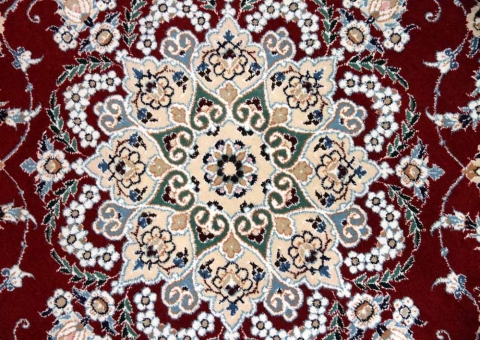 丸い手織りペルシャ絨毯ナイン赤い色24205