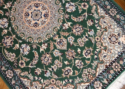 グリーン色の高級ペルシャ絨毯ナイン産玄関マット39491