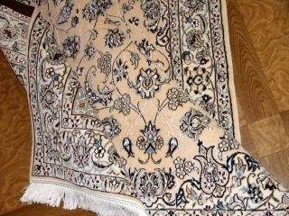 高級手織りペルシャじゅうたんナイン産メダリオン59025