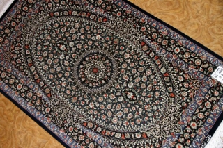 最高級敷物手織りクムペルシャ絨毯48053