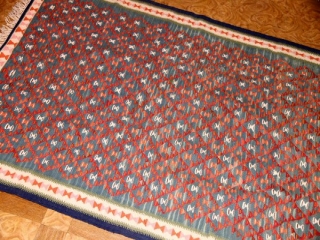 細かい模様のセネキリムセンターマット136000