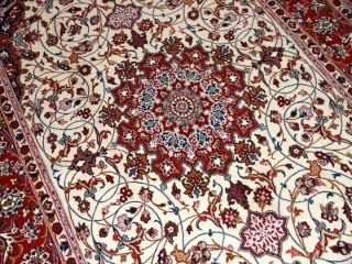 イスファハンペルシャ絨毯イラン製ラグ50146