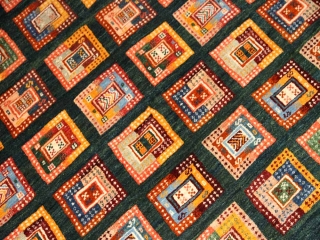 高級オリジナルイラン製ギャッベ、おしゃれチェス模様18841