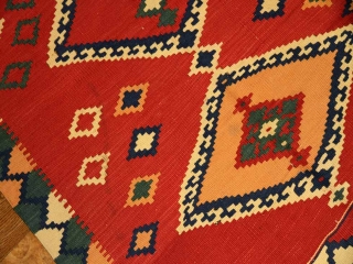 高品質のシラズキリムセンターラグウール7020