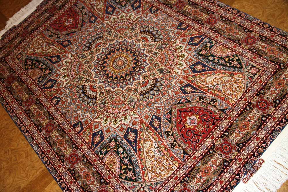 ペルシャ絨毯タブリーズ迫力あるゴンバディデザイン59007