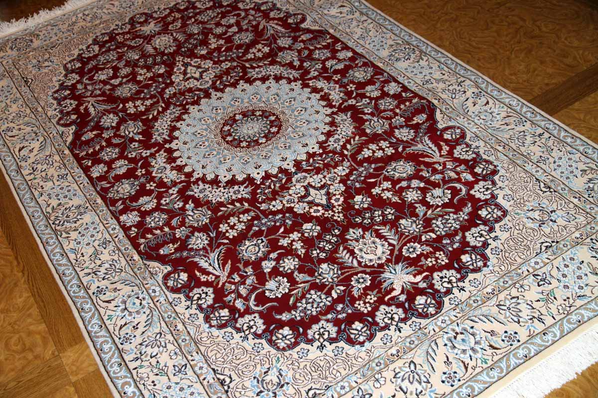 手織りイラン製リビングラグ、ペルシャ絨毯ナイン赤赤い21151、赤