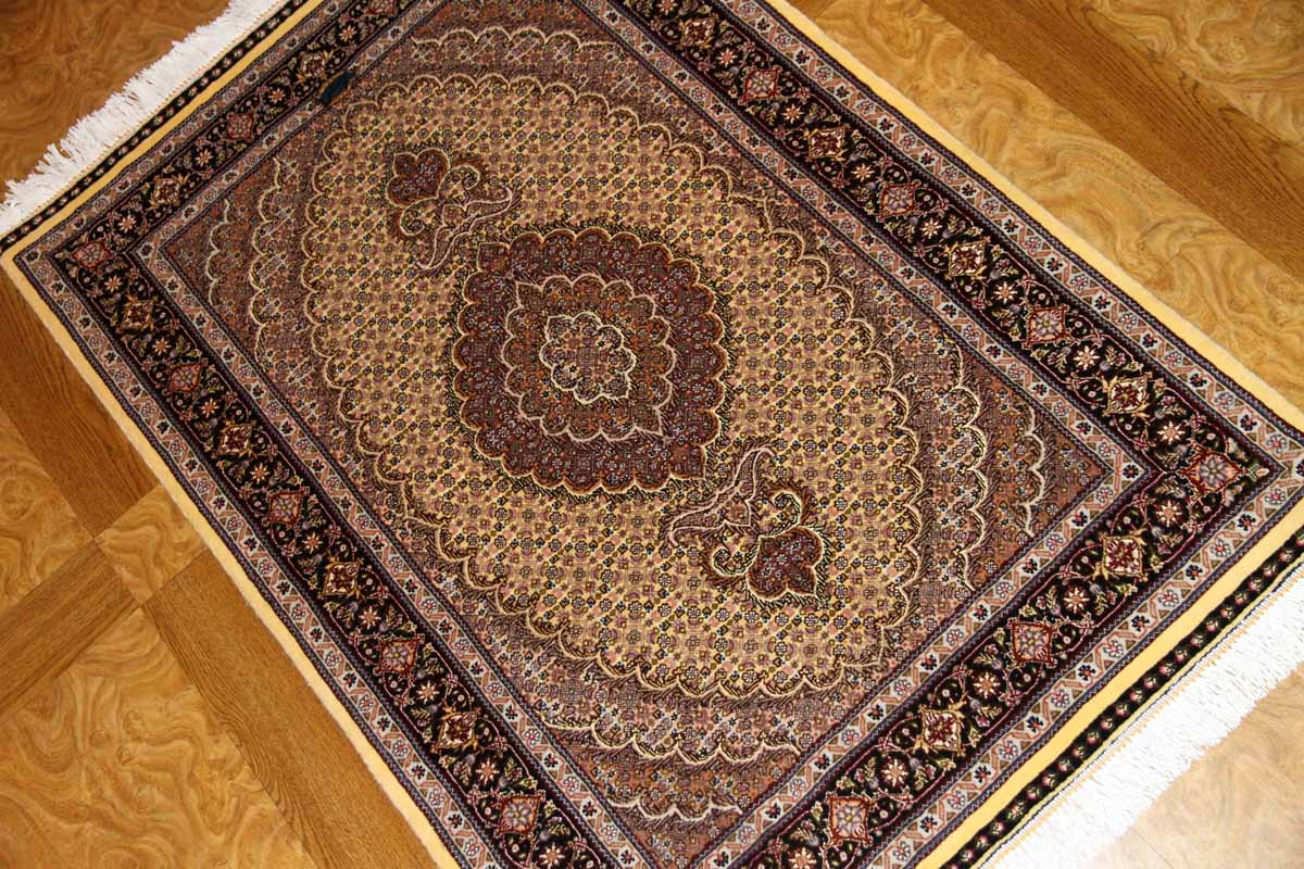 ペルシャ絨毯 タブリーズ アラバフ