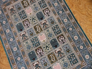 グリーン色のヘシティーデザイン絹玄関マットのペルシャ絨毯56068