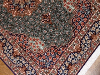 グリーン色の手織りシルク玄関マットペルシャ56075