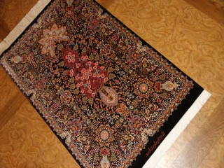 最高級シルク絨毯豪華な花入れ模様ペルシャ絨毯56059