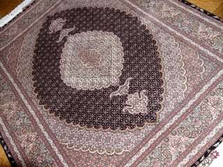 ペルシャ絨毯のインテリアラグマヒデザイン50130