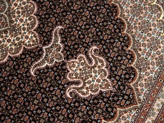 ペルシャ絨毯のインテリアラグマヒデザイン50130