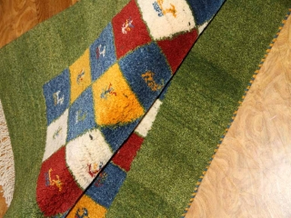 グリーンギャッベのチェスト模様の玄関マット手織り18865