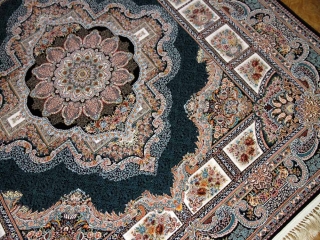 イラン製機械織りリビングカーペット正方形990083J