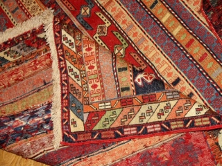 ペルシャキリムのシルジャン産地ラグサイズ34536