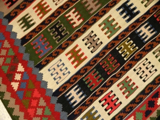 ペルシャキリムキングサイズシラズ産地リビングラグ329000