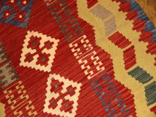 玄関マットの手織りキリムシラズ産地ウール46514