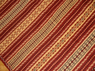 リビングサイズのカラート手織りキリム32382