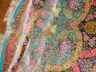 最高級クムシルクの円形とても華やかな色彩60003