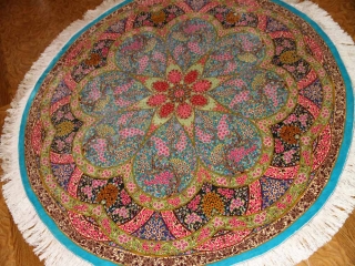 最高級クムシルクの円形とても華やかな色彩60003