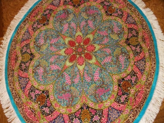 最高級クムシルクの円形とても華やかな色彩60003