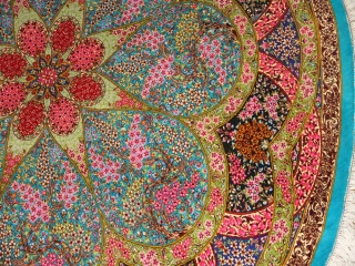 最高級クムシルクの円形とても華やかな色彩60003