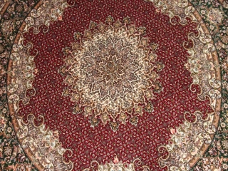 最高級ペルシャ絨毯丸い形タブリーズマヒデザイン29888