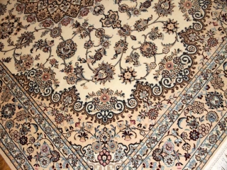 リビングペルシャ絨毯手織りナイン産地メダリオン59032