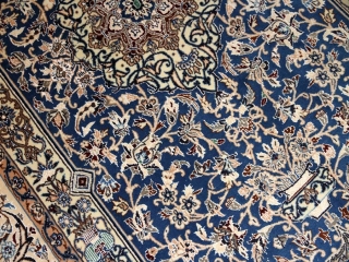 ブルーカーペットのナイン産地ハンドメイドペルシャ絨毯3276