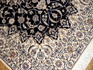 シックなセンターラグ高級ナインハビビヤン77799