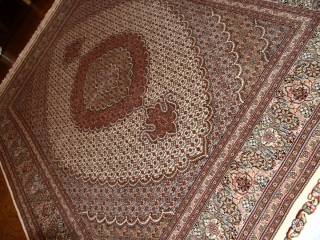 オリエンタルじゅうたんカーペットのタブリーズ50153