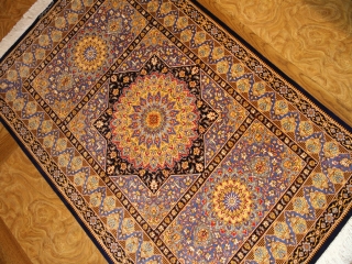 ペルシャ絨毯シルク変わってる玄関マット50053