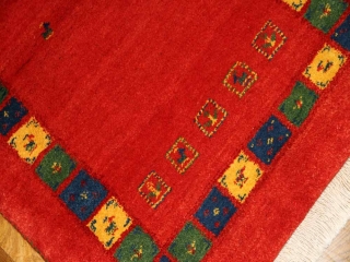 高級ギャッベシラズ産綺麗な赤色の玄関マットギャッベ18881