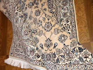 ハンドメイドペルシャ絨毯ナイン産ラグシルクとウール59015