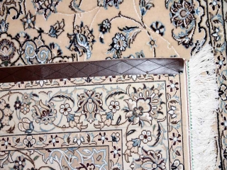 ハンドメイドペルシャ絨毯ナイン産ラグシルクとウール59015