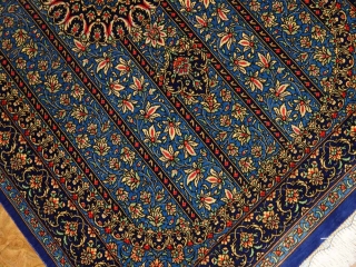 クムシルク手織りペルシャ絨毯ブルー色玄関マット401481