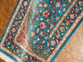 マンションの玄関マット、クムシルクペルシャ絨毯スカイブルー60037