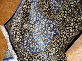 高級手織りペルシャ絨毯センターラグ、クムシルク60052