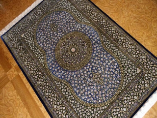 高級手織りペルシャ絨毯センターラグ、クムシルク60052