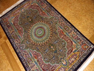 ジャムシディー有名工房センターラグ、手織りペルシャ絨毯60025