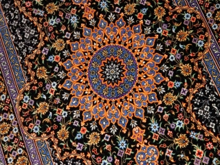 クムシルク手織りペルシャ絨毯素敵な紺色玄関マット75142