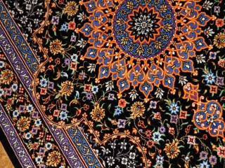 クムシルク手織りペルシャ絨毯素敵な紺色玄関マット75142