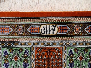 ペルシャ絨毯クムシルクヘシティーデザイン49042