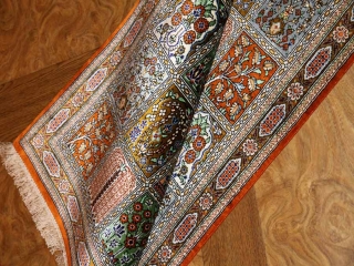 ペルシャ絨毯クムシルクヘシティーデザイン49042