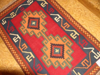 シラズのセンターラグキリム手織りイラン製93000