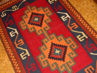 シラズのセンターラグキリム手織りイラン製93000