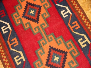 シラズのセンターラグキリム手織りイラン製93000