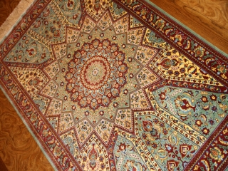 高級絹玄関絨毯のペルシャ手織りクム産50068