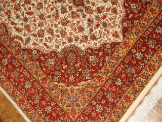 イラン製ペルシャ絨毯クムシルクのセンターラグ60026