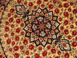 おしゃれ丸い玄関マット、クムシルクのバラデザインおしゃれペルシャ絨毯60043